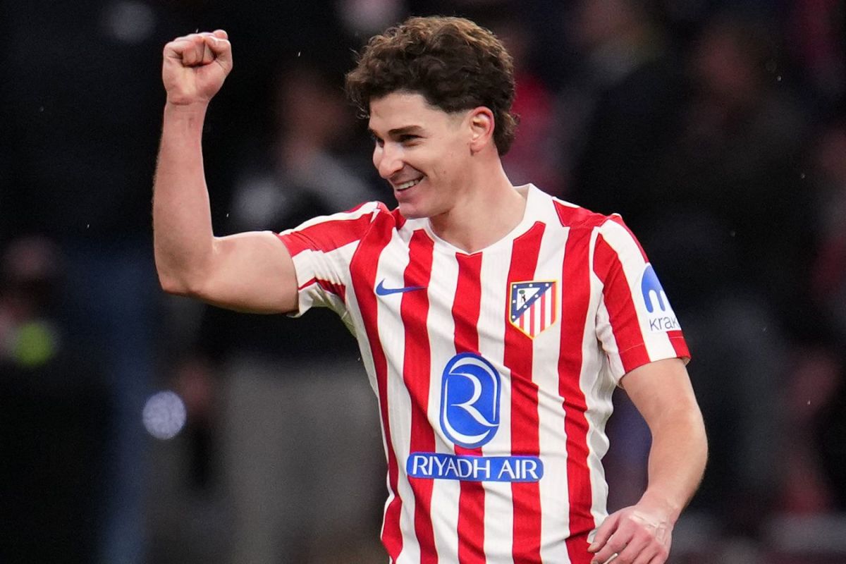 Хулиан Альварес Барселонадан үй іздеп жатыр ма?