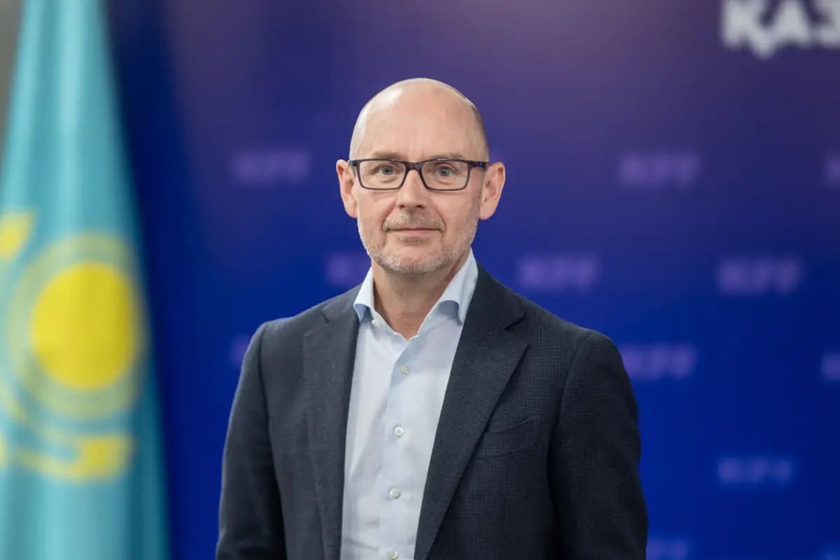 УЕФА Суперкубогы үшін «Астана Аренаға» табиғи көгал төселеді